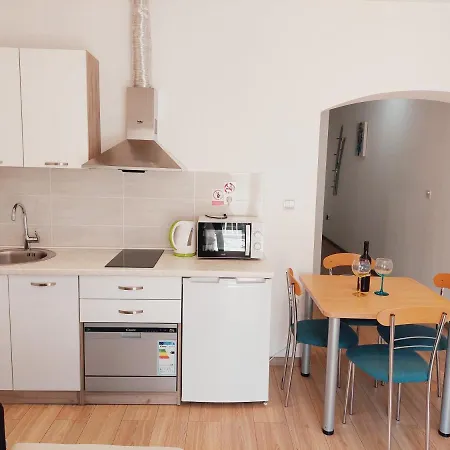 Apartment Anita Jesenice (Split-Dalmatia)