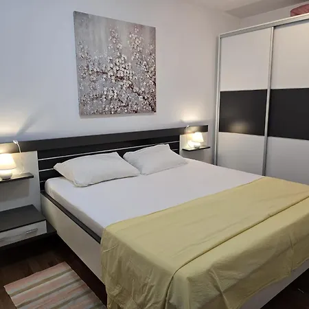 Anita Apartmán Jesenice (Split-Dalmatia)