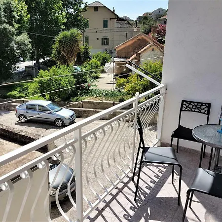 Anita * Jesenice (Split-Dalmatia)