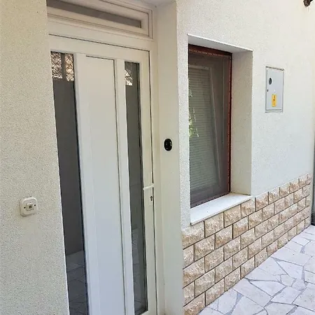 Apartment Anita *